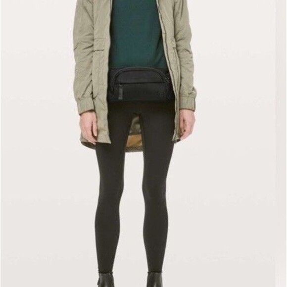 Lululemon On the Beat Belt Bag Black Crossbody, Waist or Shoulder Bag - Picture 2 of 8